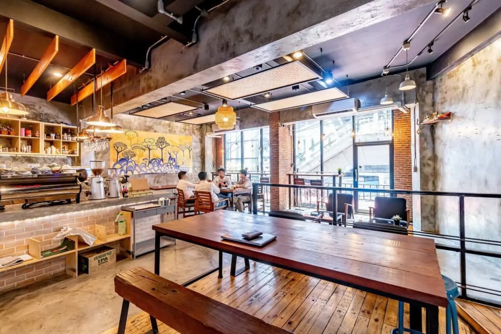 Thonglor Travellers Hostel & Cafe - photo 28