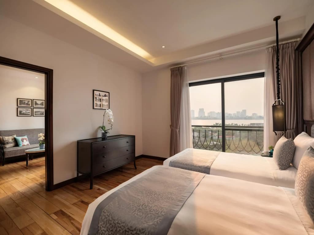 Elegant Suites Westlake - photo 4