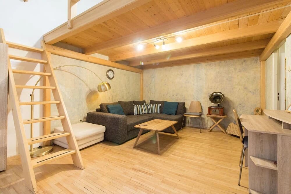 Cosy Apartment for 4 next to the Main Train Station by easyBNB - photo 6