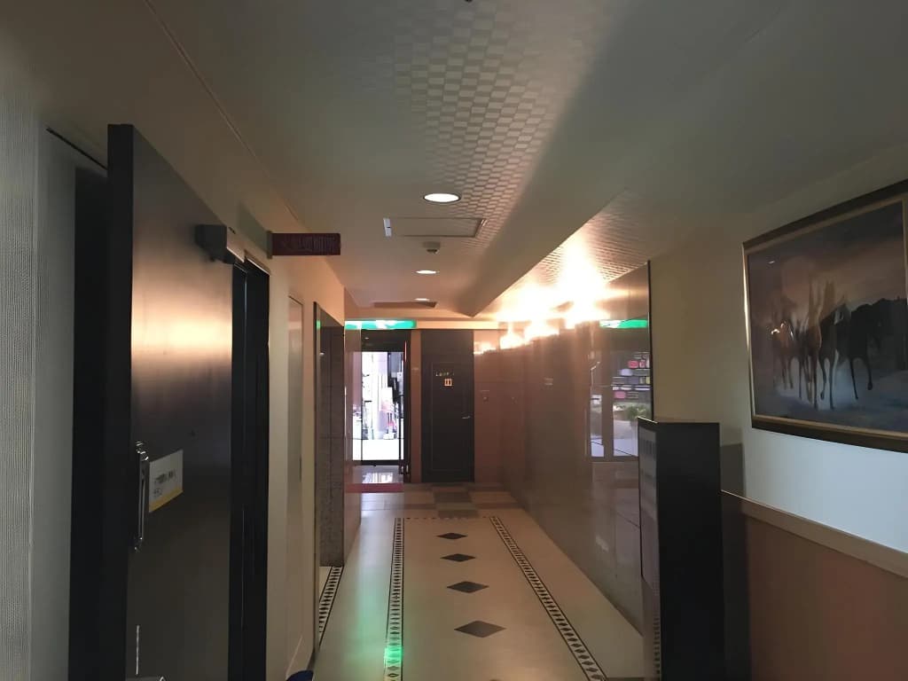 Business Inn Sennichimae Hotel - photo 17