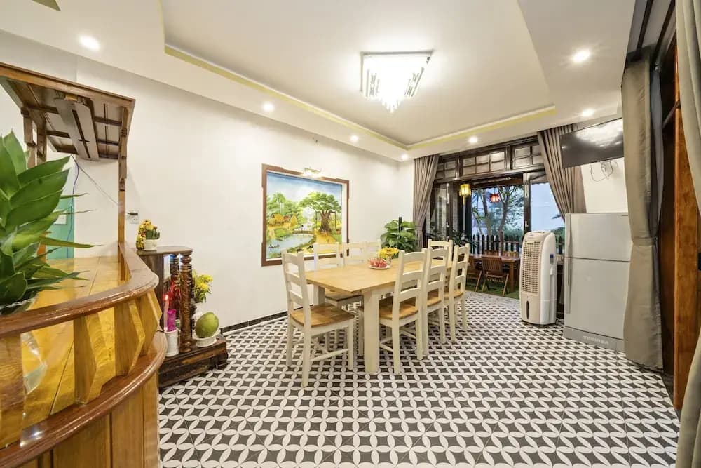 Blue Whale Homestay - photo 26