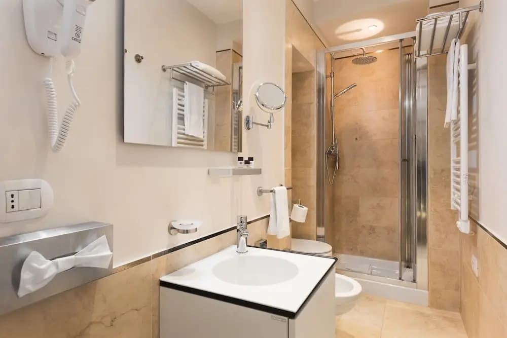 At 41 Luxury Suites & Rooms - photo 8