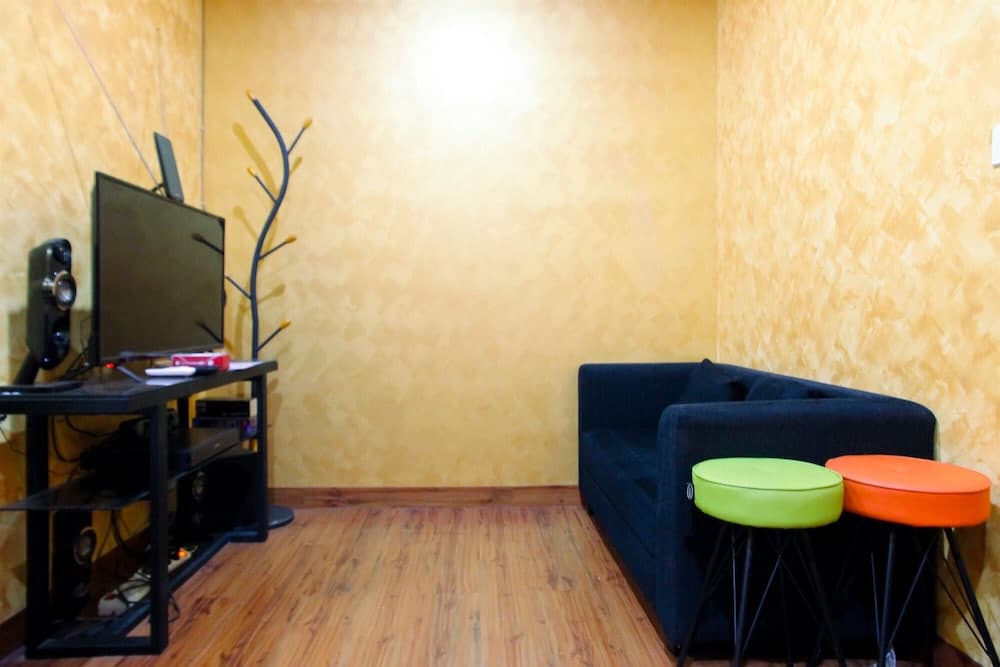 Comfortable 2 Bedrooms @ Titanium Square Apartment - photo 8