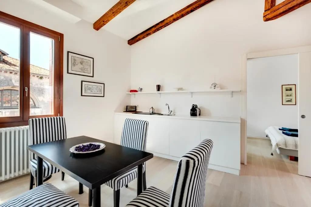 S. Marcuola Apartment - photo 15