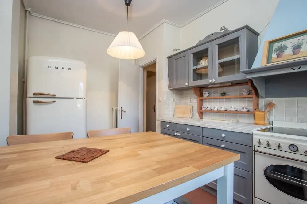 Beautiful 3rd floor flat - photo 18