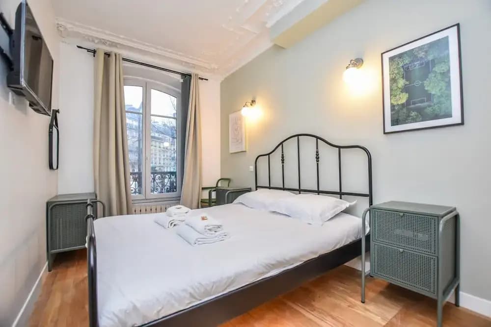 Elegant Apartment - 3br/8p - Gare de L'est - photo 2