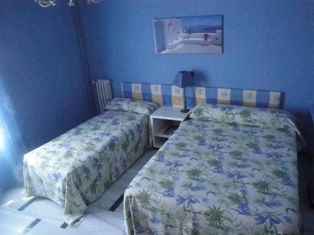 Hostal Arrate - photo 6