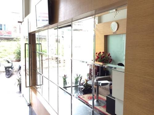 M Belle Hotel - photo 16