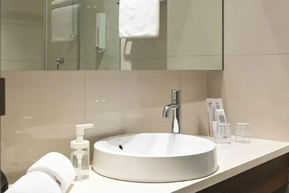 Simple Hotel Jakarta Wahid Hasyim - photo 8