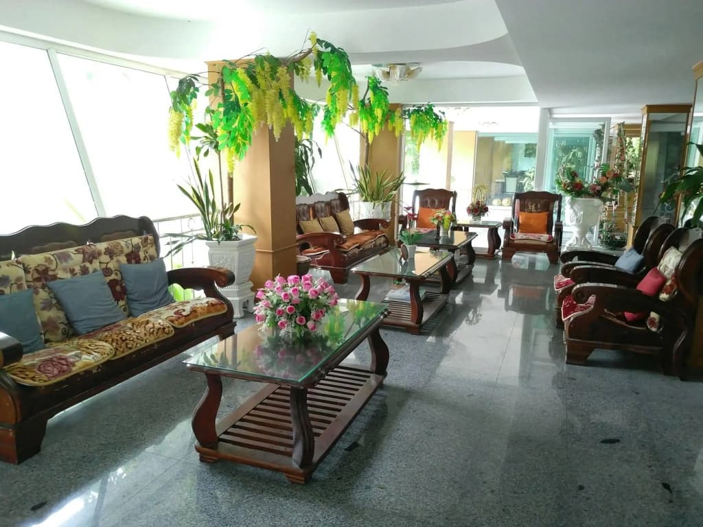 Diamond Sweet Hotel - photo 2