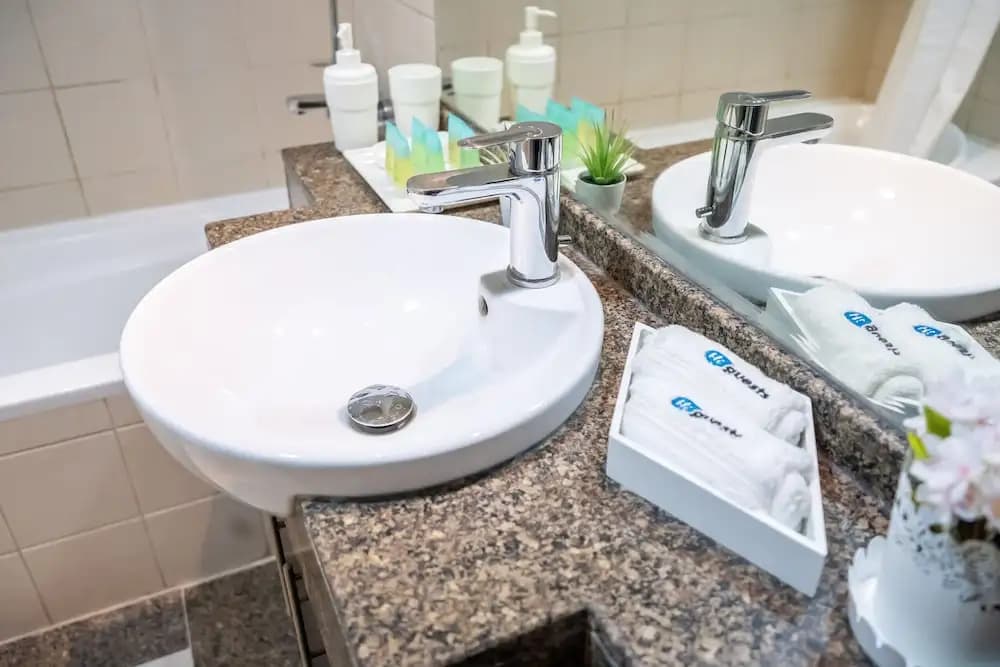 Higuests Vacation Homes Bay Central West - photo 28