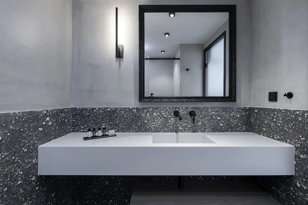 The Athenians Art Apartments - photo 31