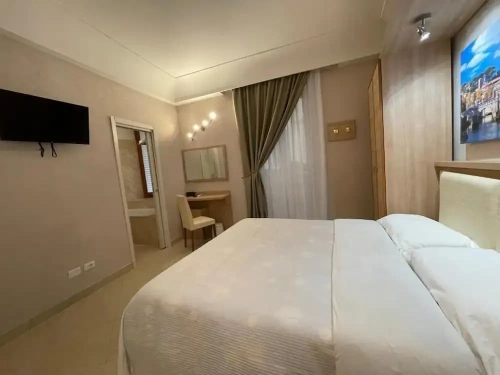 Love Spqr Suite - photo 3