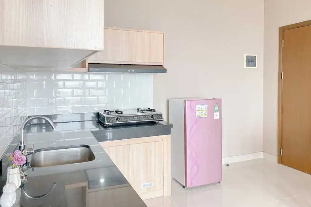 Best Deal and Elegant 2BR Apartment at Ciputra International - photo 18
