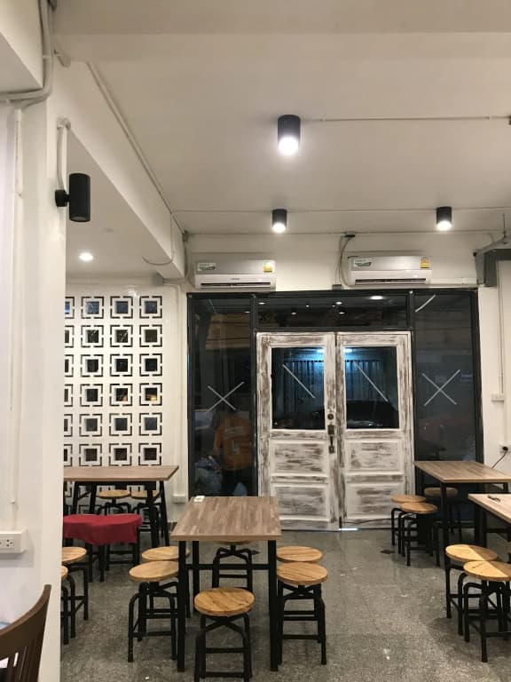 Slumwhite Hostel - photo 19