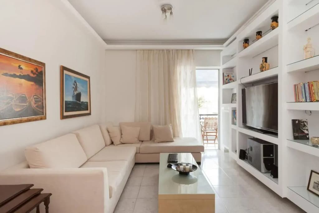 Elegant Athenian Apartment - photo 1