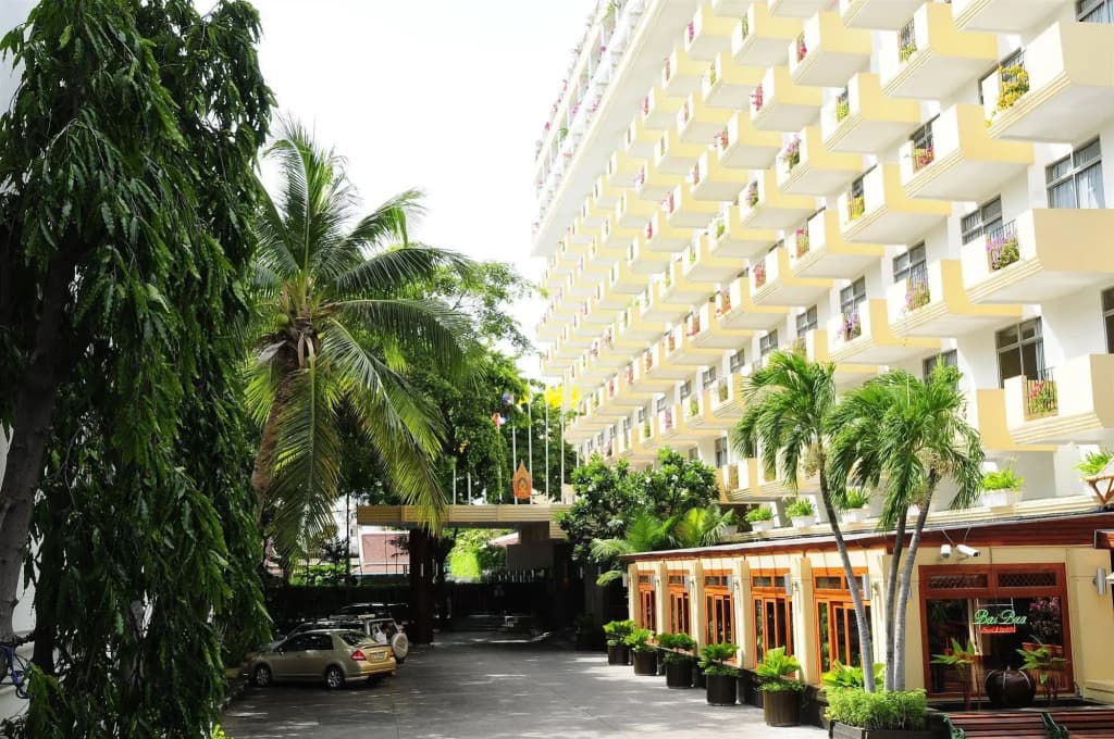 Golden Beach Hotel Pattaya - photo 1