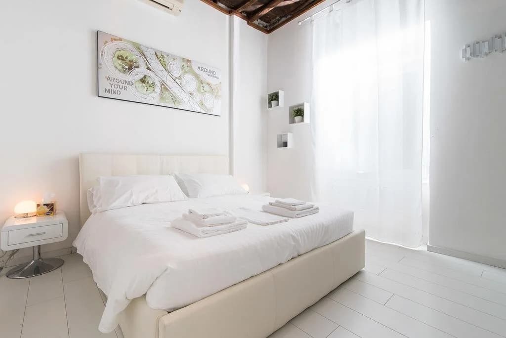 White Ostilia Apartments - photo 15