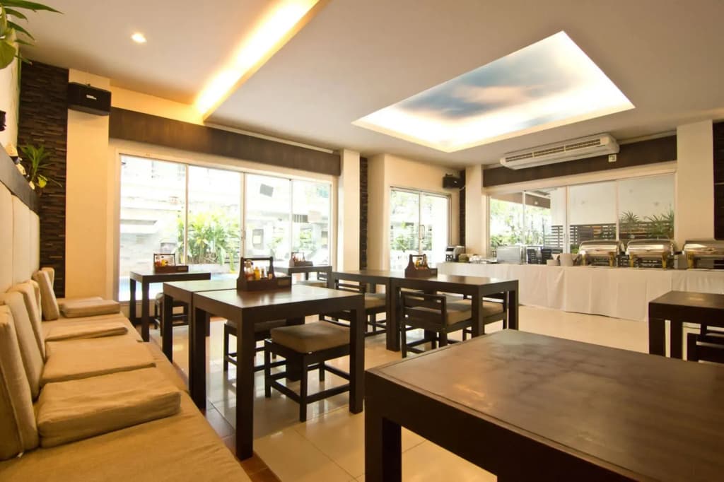 Kokotel Pattaya South Beach - photo 28