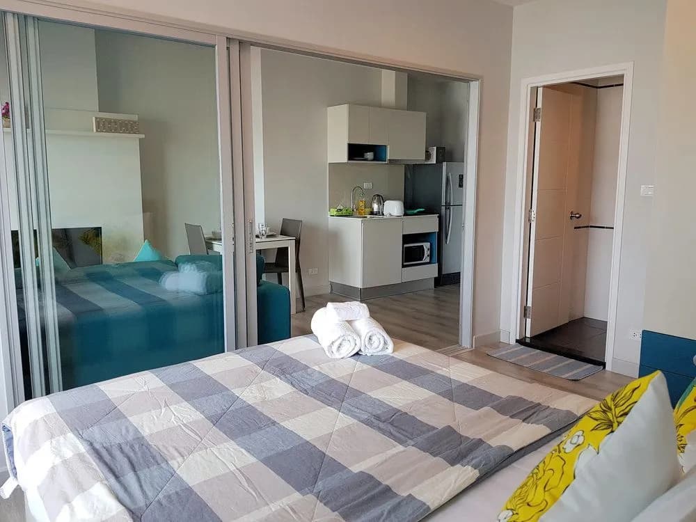 1BR Centric Sea 102 With Infinity Pool - photo 3