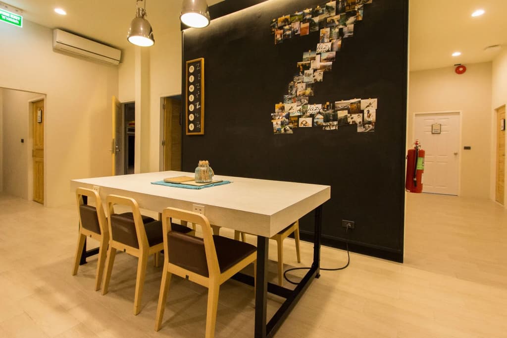Lazy Sunday Hostel - photo 15