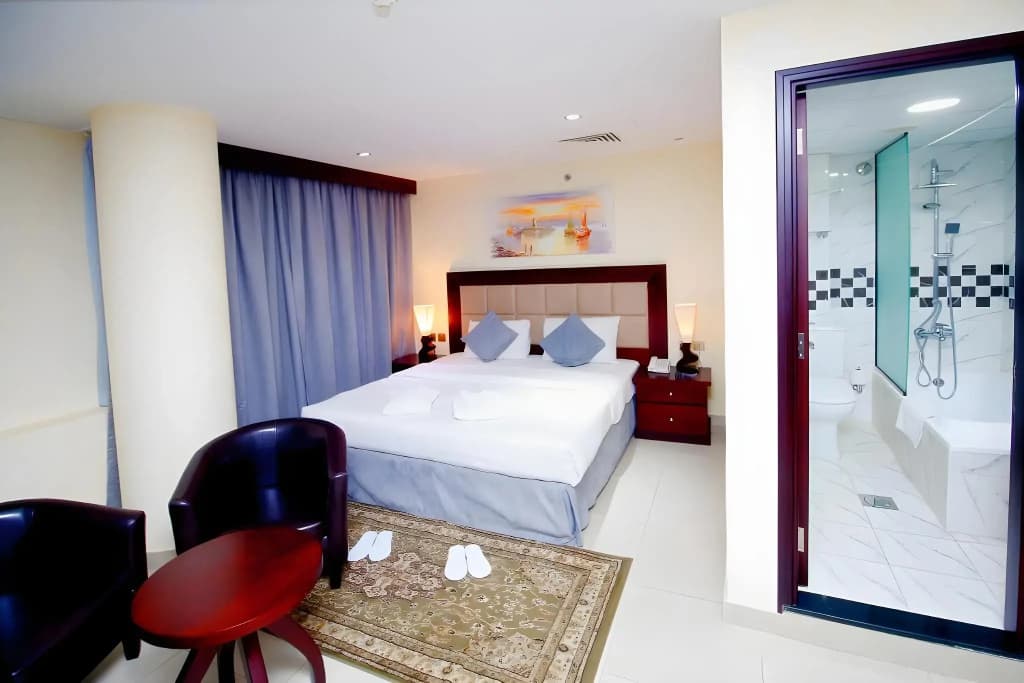 Royal Falcon Hotel - photo 17