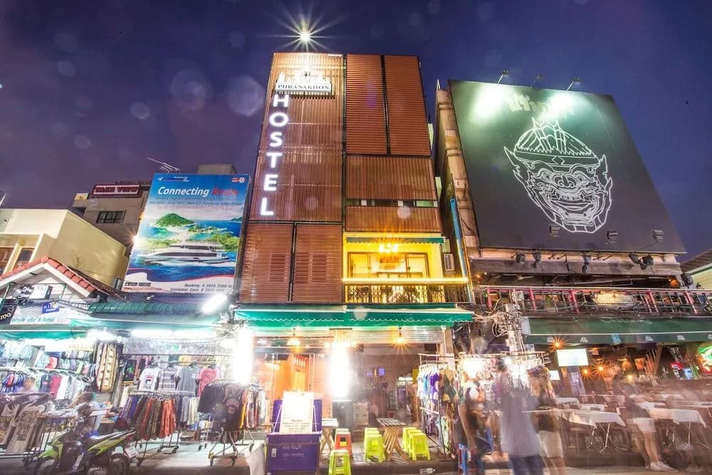 Phranakorn Hostel - Adults Only - photo 9