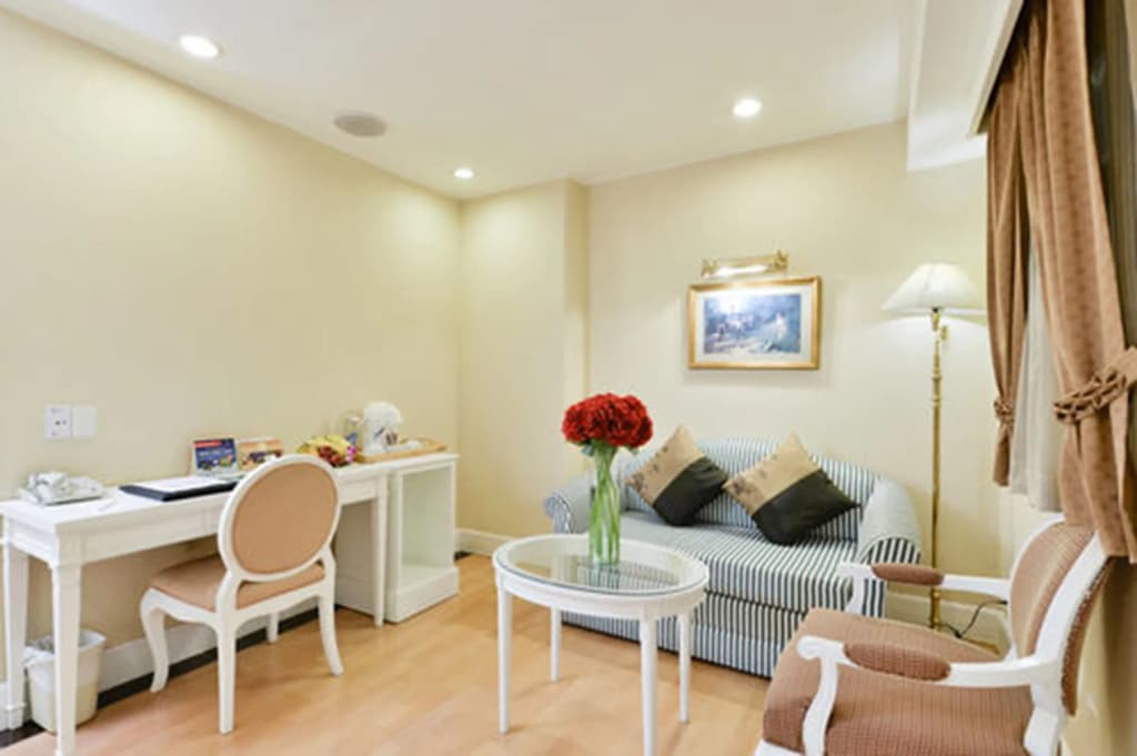 Executive Club at Windsor - photo 5