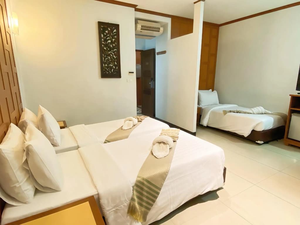 New Siam II - photo 3