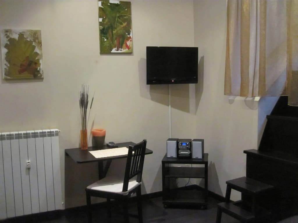 Kiara Guesthouse - photo 9
