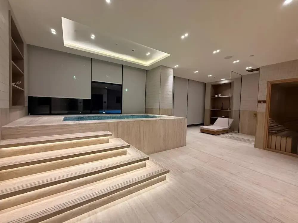 Elegant High - Private Pool - photo 17
