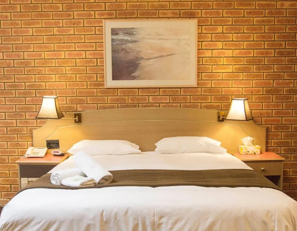 Eltham Motor Inn - photo 2