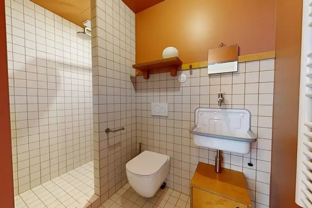 Altido Pleasant 1-bed Flat w Shared Courtyard - photo 7