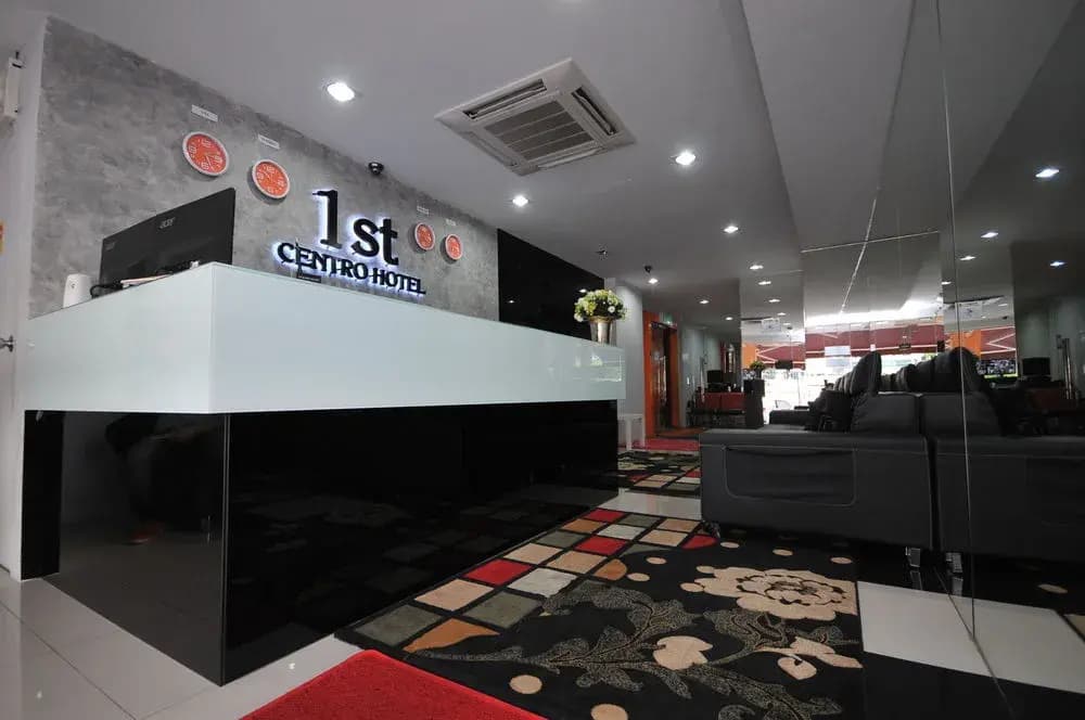 1ST Centro Hotel - photo 2