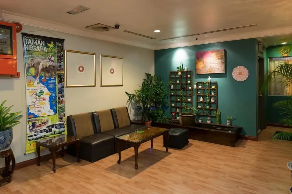 OYO 111 Hotel China Town Inn - photo 11