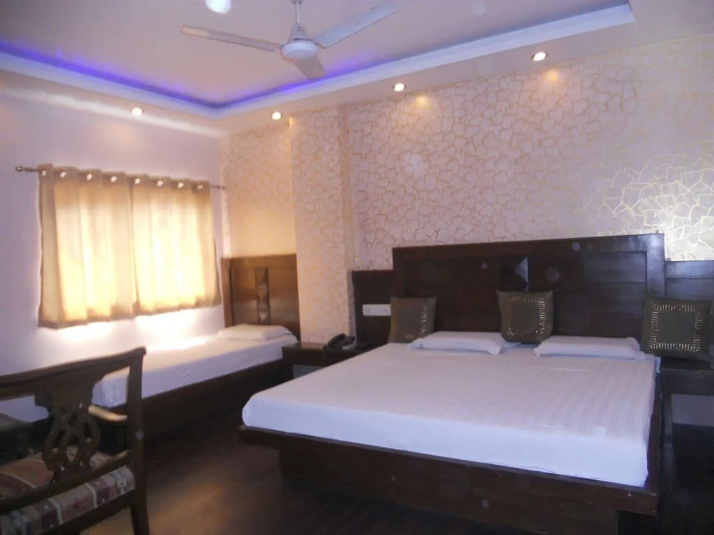 Hotel Amax Inn - photo 5