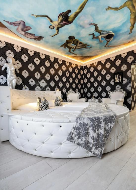Hotel Urania - photo 40