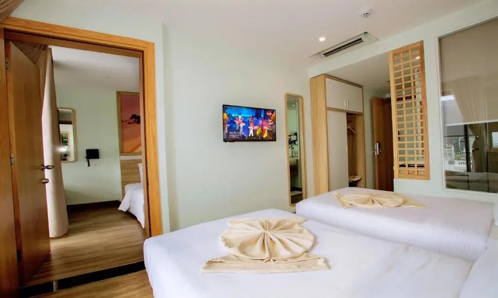 Royal Hpm Hotel - photo 4