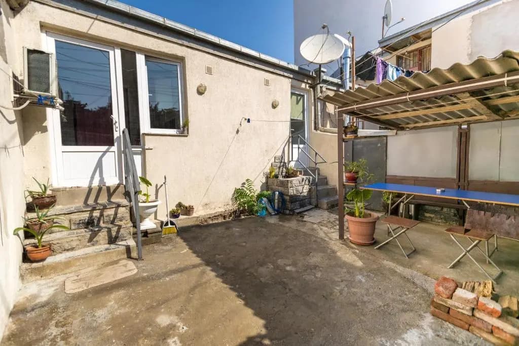 M House - photo 1