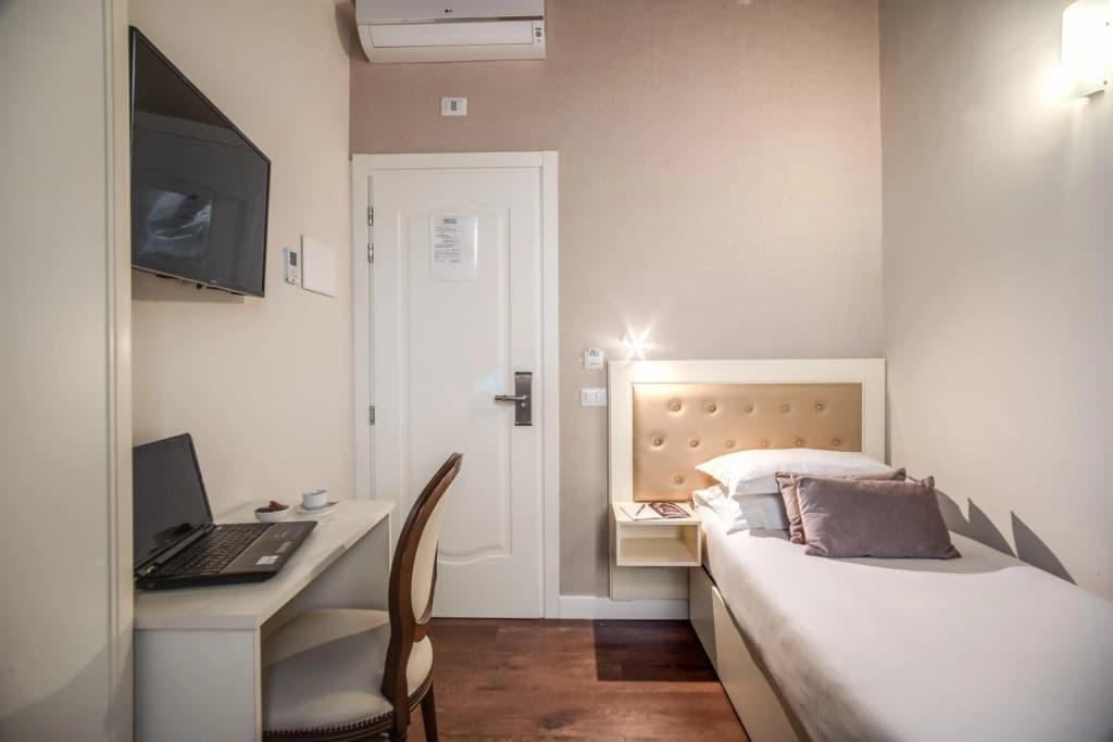 Hotel San Silvestro - photo 23