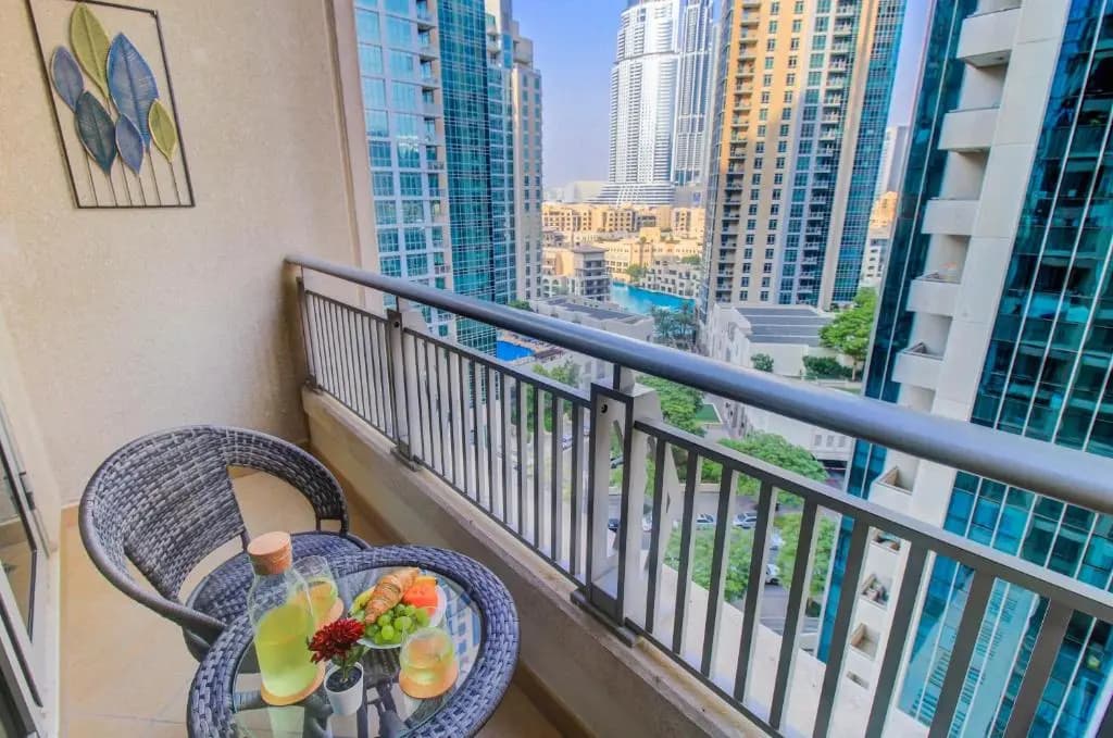 Durrani Homes - Luxurious Studio near Dubai Mall with pool view - photo 7