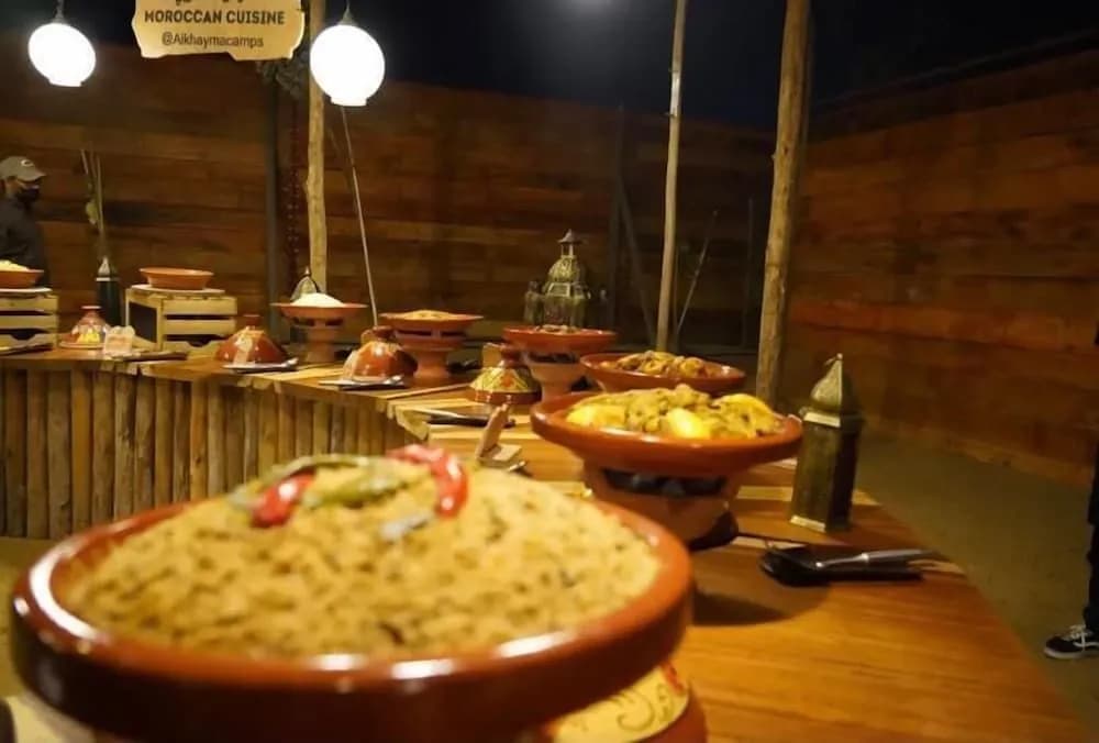 Al Khayma Camp "Elite Glamping & Dining in Experience" - photo 9