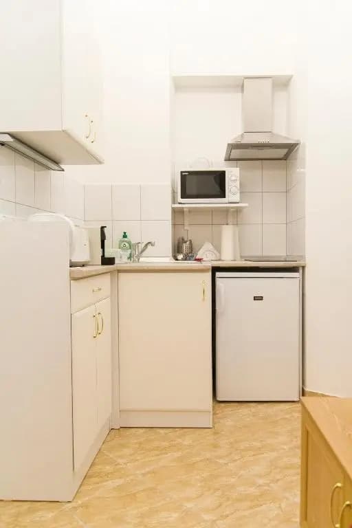 Authentic Akacfa Apartment - photo 5