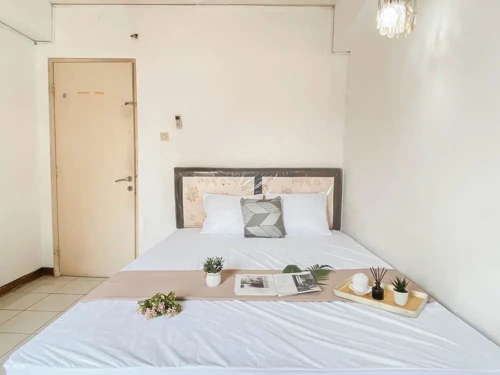 Homey 1Br At Taman Semanan Indah Cengkareng Apartment - photo 3