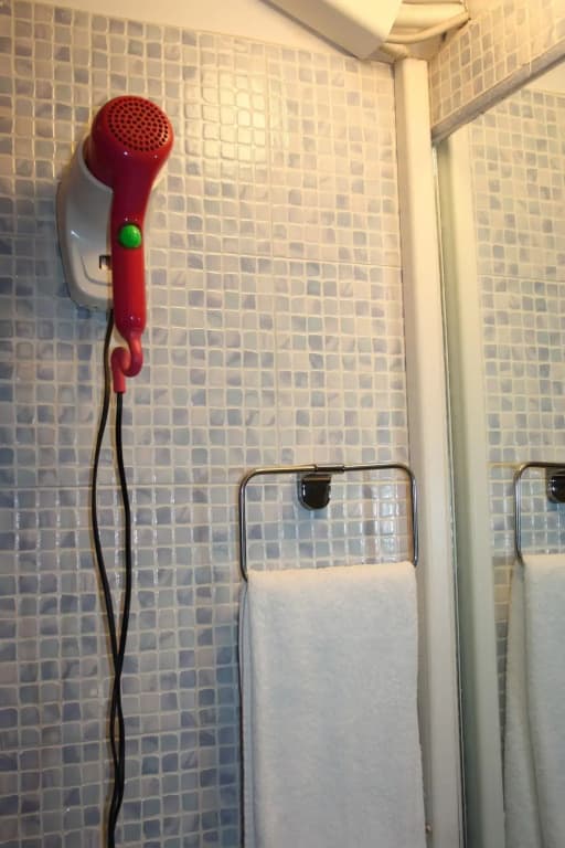 Fanti Rooms - photo 8