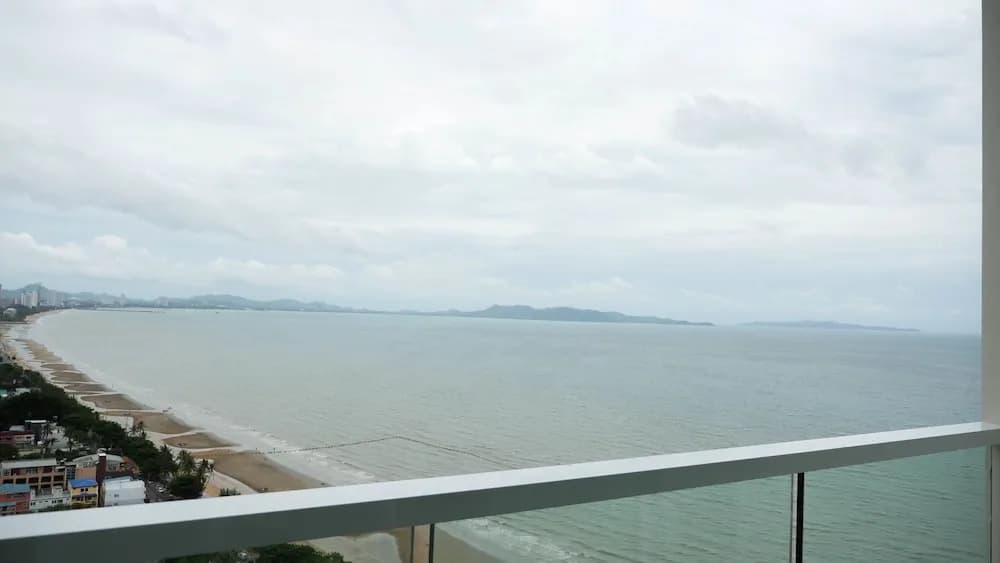 Cetus Beachfront Condo By Pong - photo 12