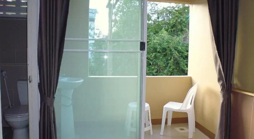 24 Guest House - photo 6