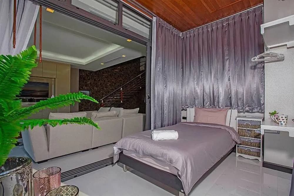 Equilibrium Rawai Villa - 4 Bed - photo 3