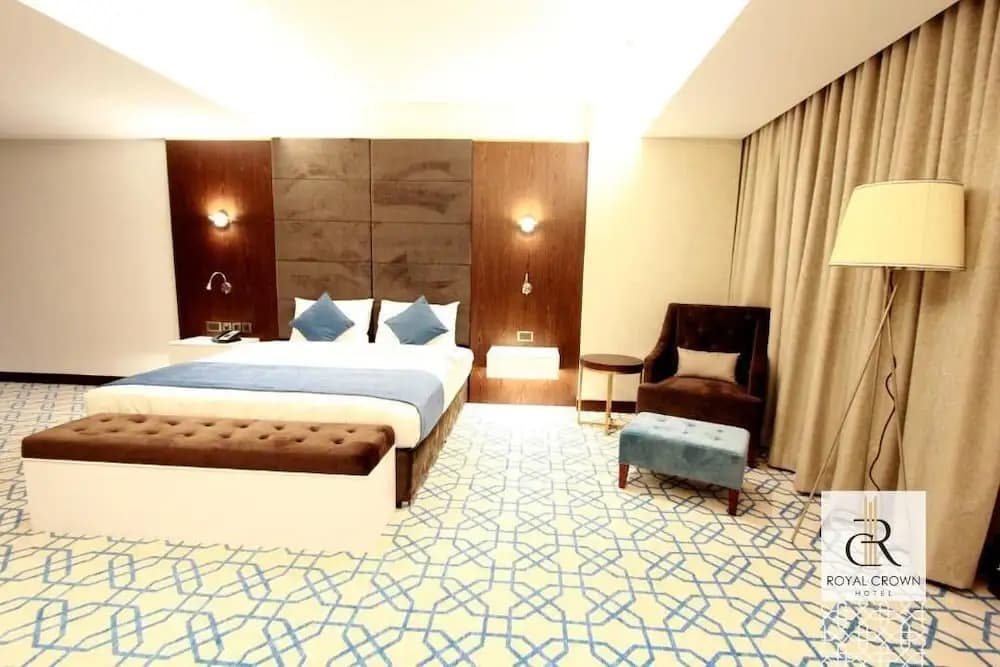 Royal Crown Hotel - photo 28