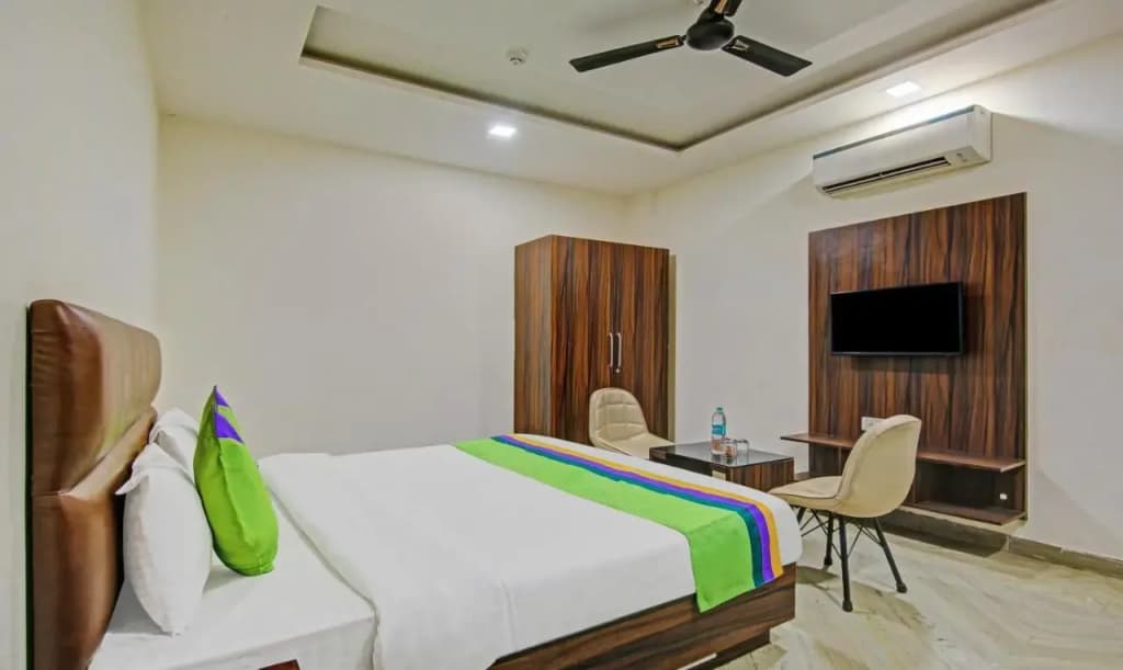 Itsy Hotels Prime Stay - photo 31